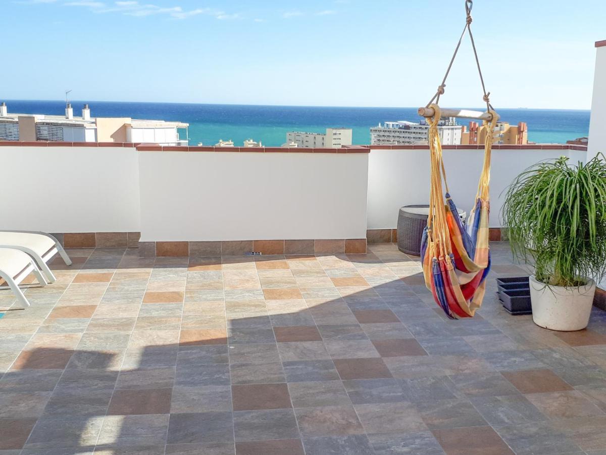 Atico Duplex Con Vistas Al Mar. Dos Plazas De Garaje Apartment *