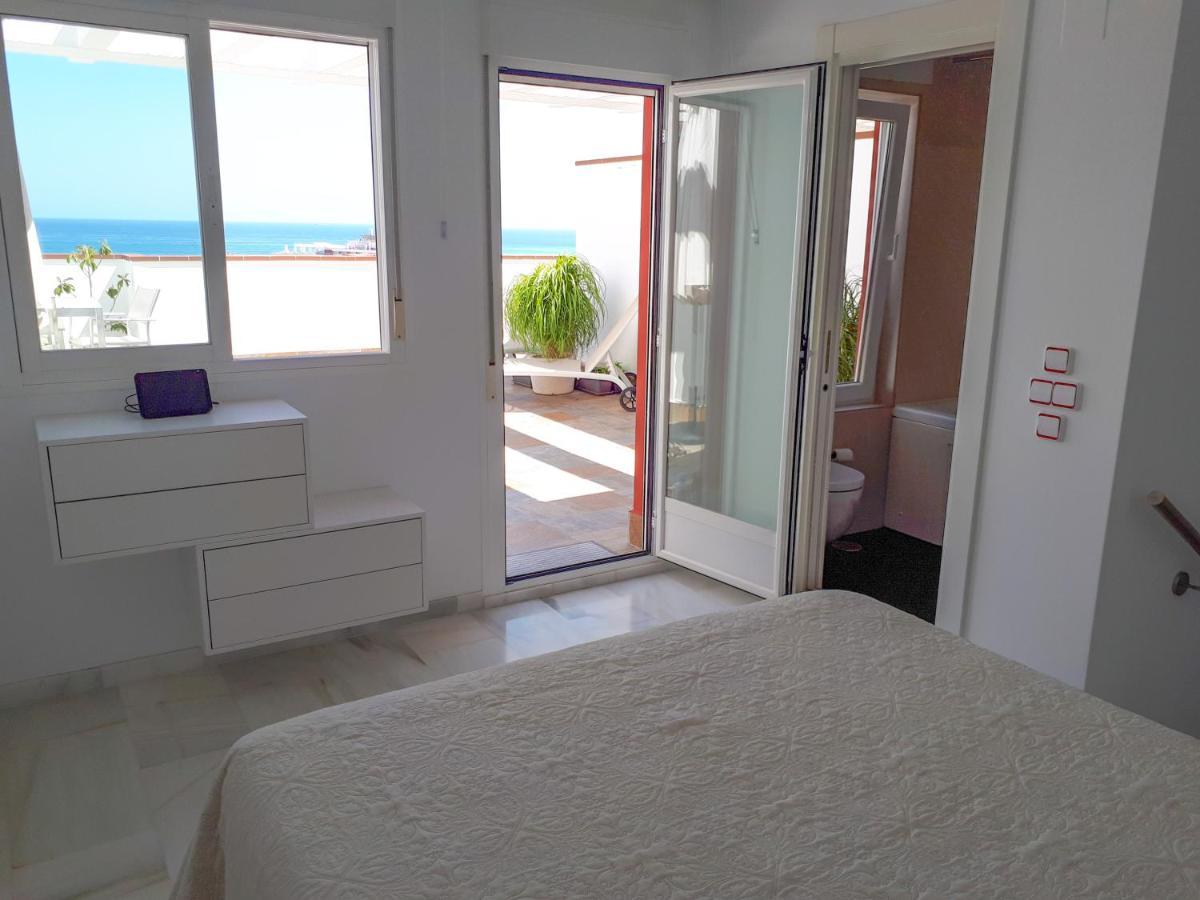 Atico Duplex Con Vistas Al Mar. Dos Plazas De Garaje Apartment