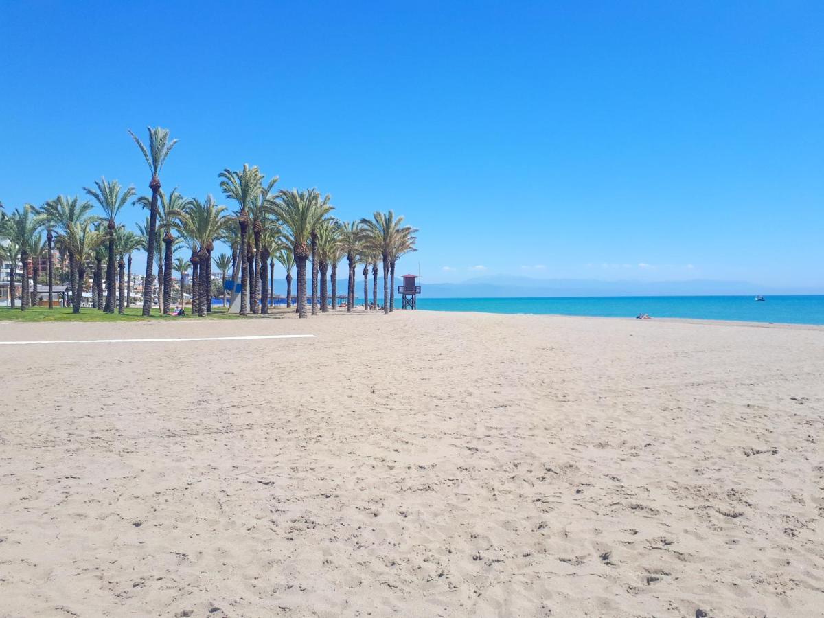 Apartamento Atico Duplex Con Vistas Al Mar. Dos Plazas De Garaje